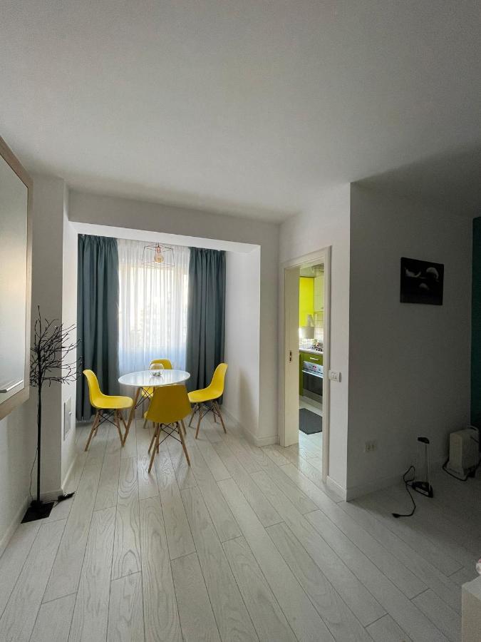 Studio Maria Garsoniera Boekarest Buitenkant foto